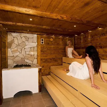 Nyaraló At The Seehotel Hartung 3*